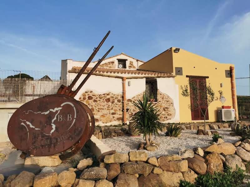 B&B Polvere Di Stelle Ummari Exterior photo